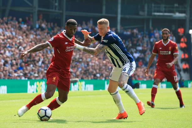 科斯塔在效 科斯塔在效